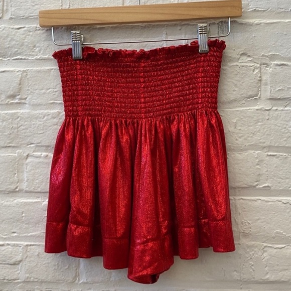 Queen Of Sparkles || Swing Shorts Pleated Smocked Red Metallic XS - Picture 10 of 14